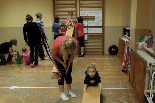 Hravé cvičení pro děti a rodiče - 7.11.2013